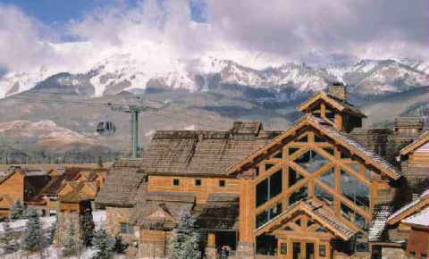 2 bed 3 bath Condo $680,000