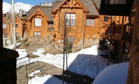 3 bed 3 bath Condo $1,100,000