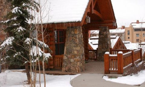 3 bed 4 bath Condo $1,380,000