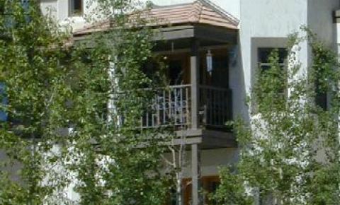 2 bed 2 bath Condo $550,000