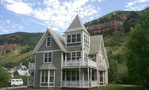 5 bed 5 bath Home $2,575,000