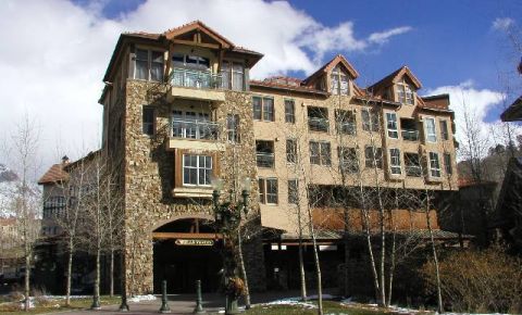 1 bed 1 bath Condo $395,000