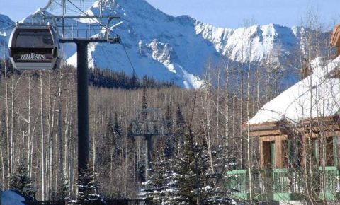 1 bed 2 bath Condo $320,000