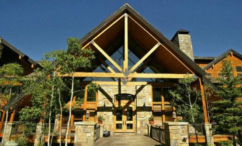 4 bed 4 bath Condo $860,000