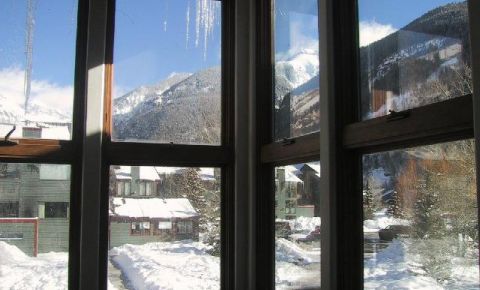 3 bed 3 bath Condo $679,000