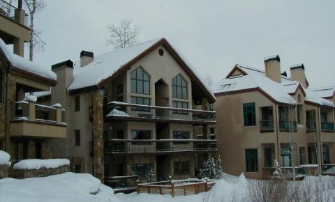 2 bed 2 bath Condo $599,000