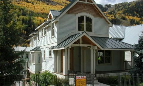 5 bed 5 bath Home $2,695,000