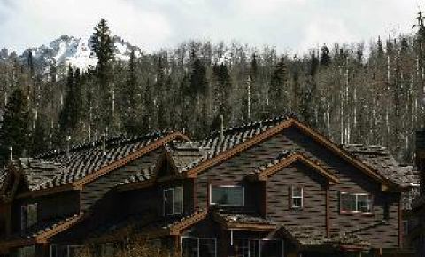 3 bed 2 bath Condo $419,000