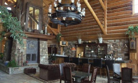 3 bed 3 bath Condo $525,000