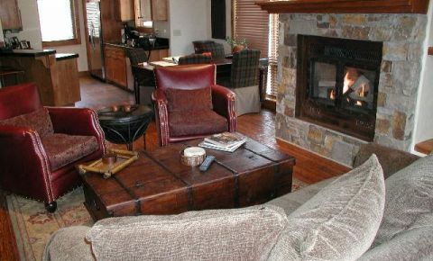 2 bed 2 bath Condo $579,000