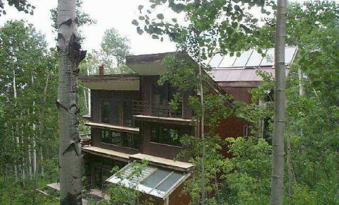 4 bed 5 bath Home $1,299,000