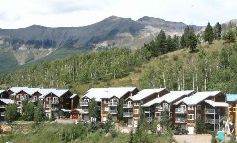 2 bed 2 bath Condo $355,000