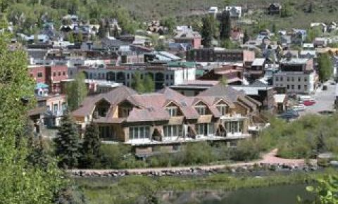 3 bed 4 bath Condo $3,050,000