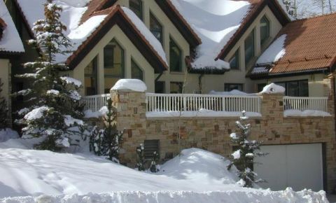 2 bed 2 bath Condo $865,000