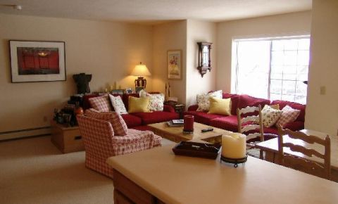 3 bed 2 bath Condo $499,000