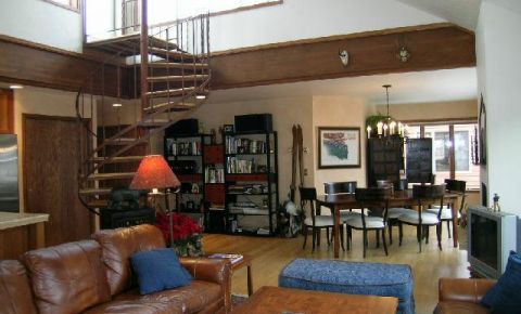 3 bed 3 bath Condo $1,150,000