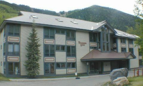 2 bed 2 bath Condo $560,000