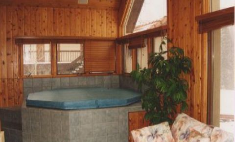 2 bed 4 bath Condo $1,095,000