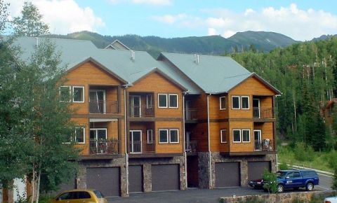 2 bed 2 bath Condo $475,000