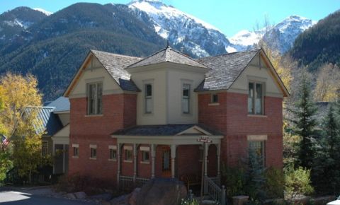 4 bed 4 bath Home $2,750,000