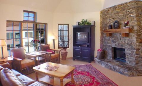 2 bed 2 bath Condo $825,000