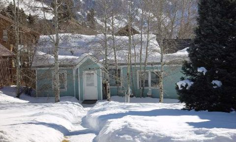 1 bed 1 bath Home $2,300,000