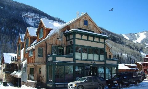 2 bed 3 bath Condo $1,150,000