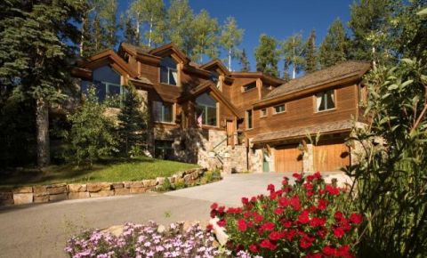 5 bed 5 bath Home $3,295,000