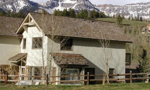 2 bed 2 bath Condo $369,000