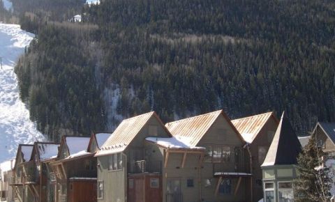 3 bed 4 bath Condo $1,175,000