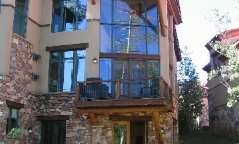 4 bed 5 bath Condo $2,750,000