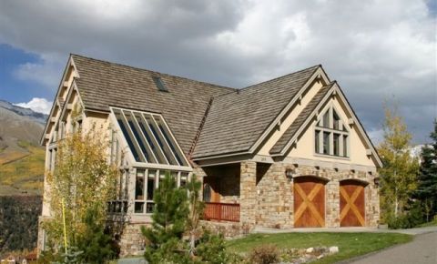 3 bed 4 bath Home $885,000