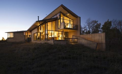 3 bed 3 bath Home $2,225,000