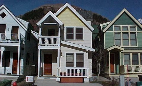 3 bed 4 bath Condo $1,549,000