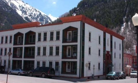 2 bed 1 bath Condo $479,000