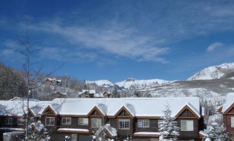 3 bed 2 bath Condo $550,000