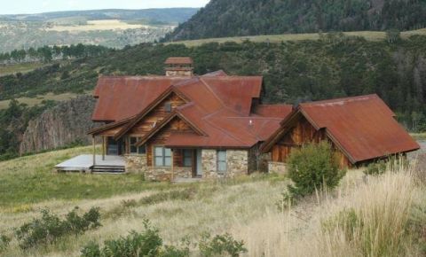 2 bed 3 bath Home $3,700,000