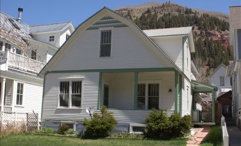 5 bed 5 bath Home $2,675,000