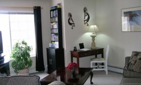 3 bed 2 bath Condo $399,000