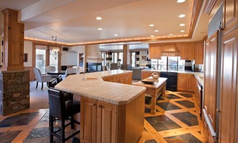 4 bed 5 bath Condo $1,950,000