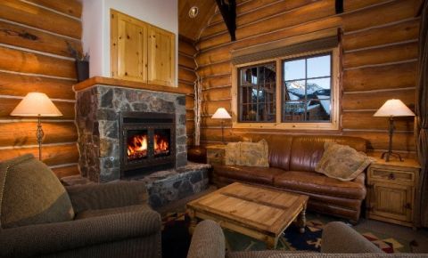 3 bed 3 bath Condo $850,000