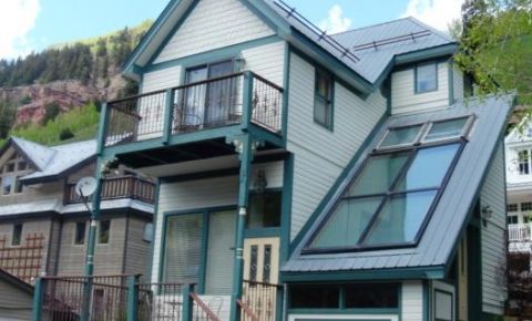 3 bed 2 bath Home $881,900