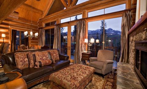 4 bed 3 bath Condo $1,200,000