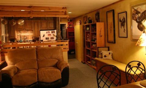 1 bed 1 bath Condo $369,000