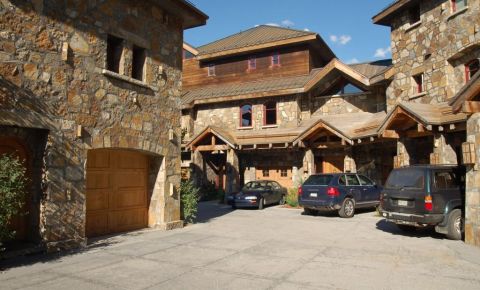 3 bed 4 bath Condo $2,300,000