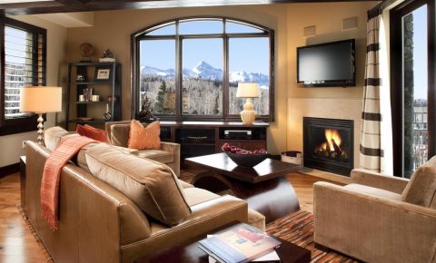 3 bed 4 bath Condo $1,495,000