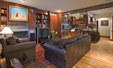 3 bed 3 bath Home $1,250,000