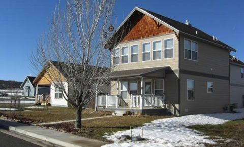 2 bed 3 bath Home $187,000