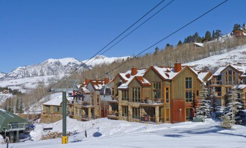 2 bed 3 bath Condo $799,000