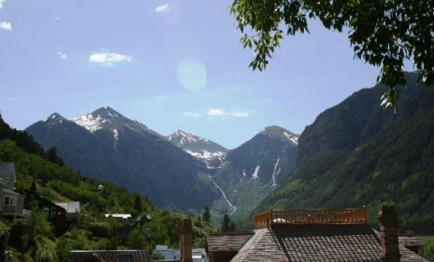 4 bed 3 bath Home $4,800,000